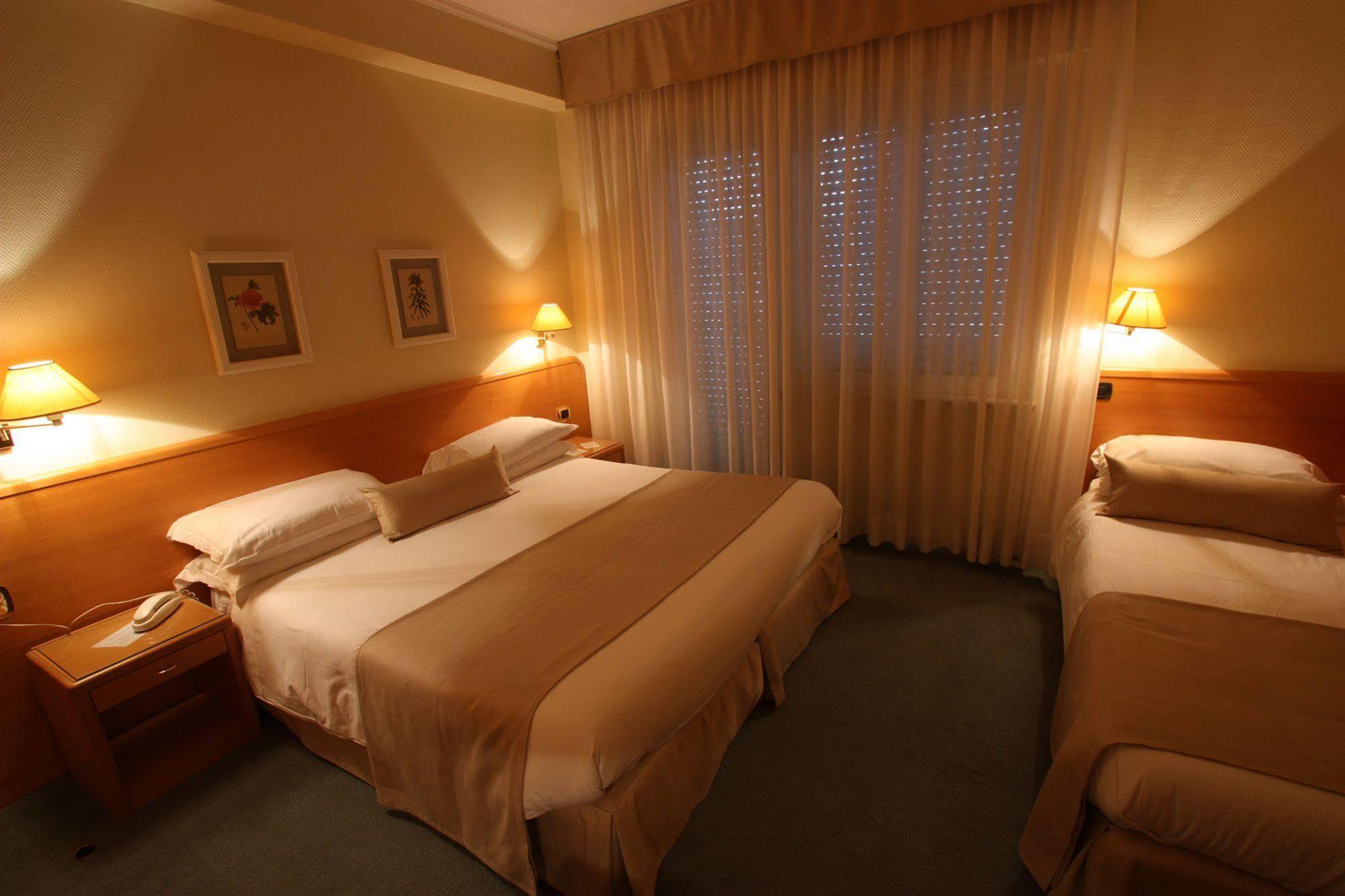 Ida Hotel